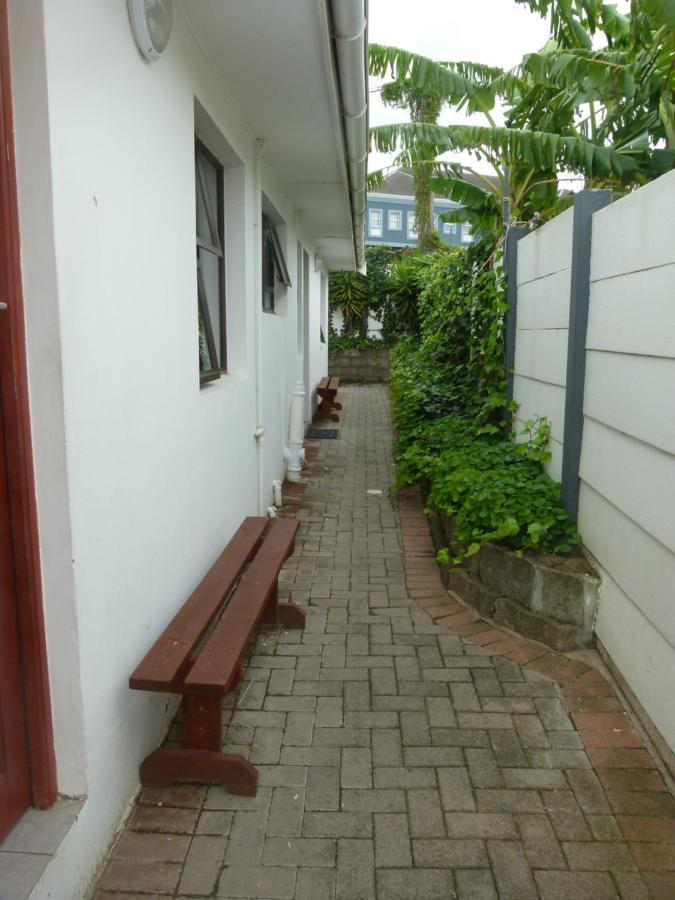 Eland Place Self Catering Guest House Beacon Bay 外观 照片